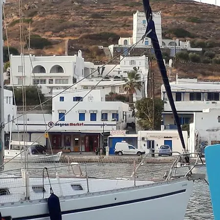 Apartament Yacht Front Ios